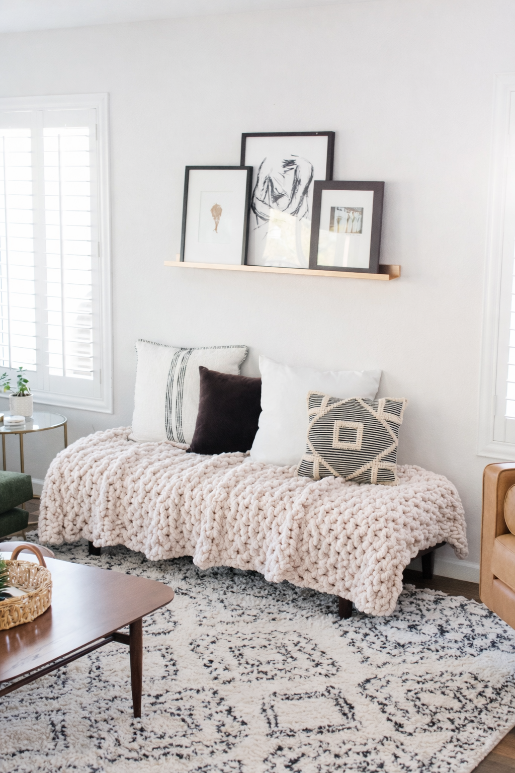 Signature Knit - Large (50"x60")